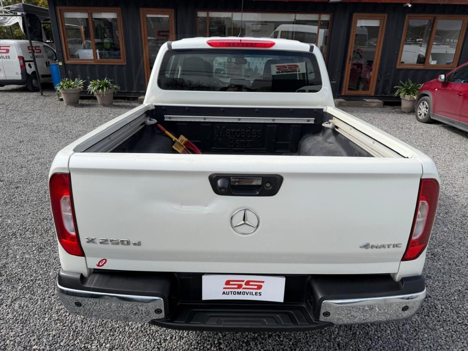 Mercedes-Benz X250 2.3 4X4 AT Mercedes Benz X250d 2019 - Imagen 8 de 10