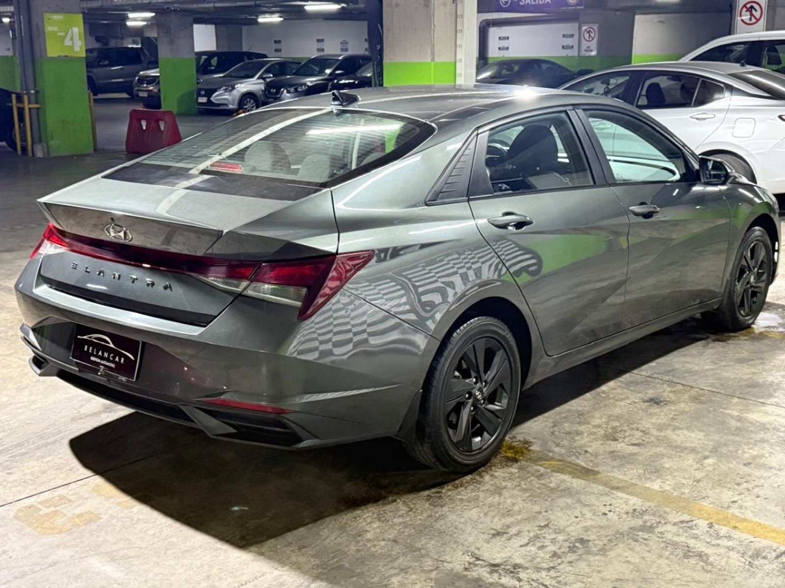 Hyundai ELANTRA CN7 1.6 MT PLUS Unico Dueño - Excelente estado 2022 - Foto 5 de 10