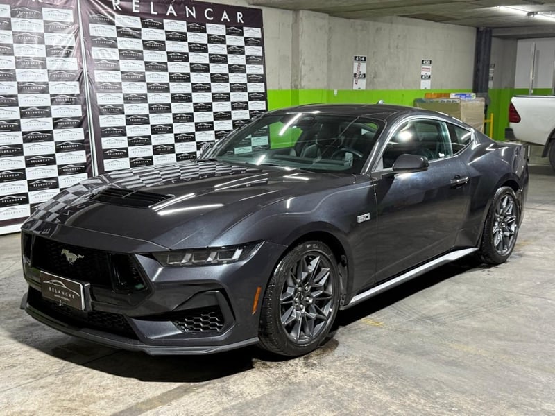 Ford MUSTANG GT PEMIUM 5.0 Unico Dueño - Excelente estado 2024