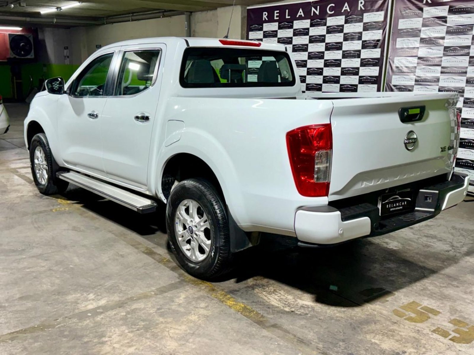 Nissan NAVARA XE MT 4X4 Poco uso, excelente estado 2025 - Foto 3 de 10