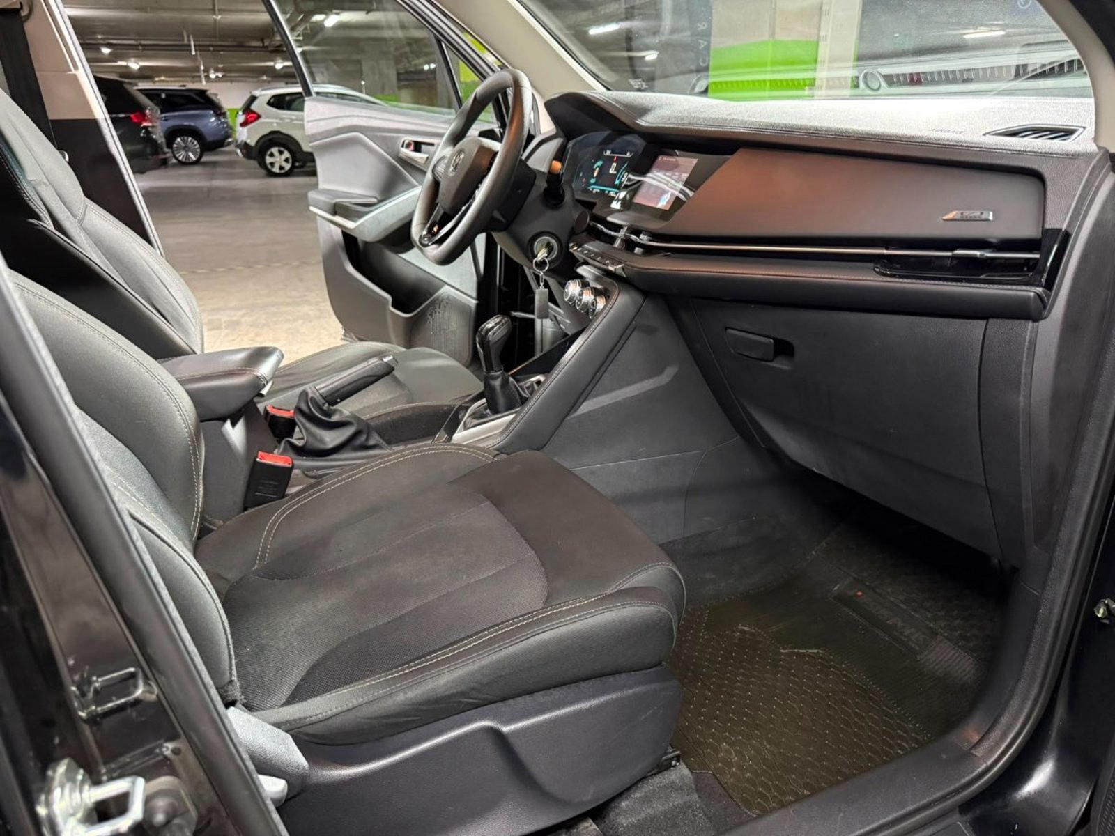 CHANGAN CS15 LUXURY 1.5 Excelente Estado 2022 - Imagen 8 de 10