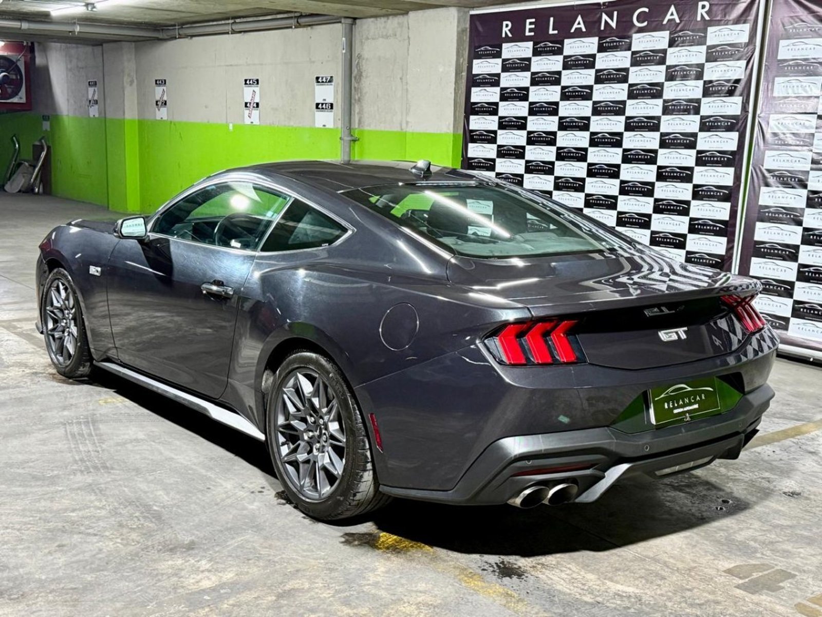 Ford MUSTANG GT PEMIUM 5.0 Unico Dueño - Excelente estado 2024 - Imagen 3 de 10