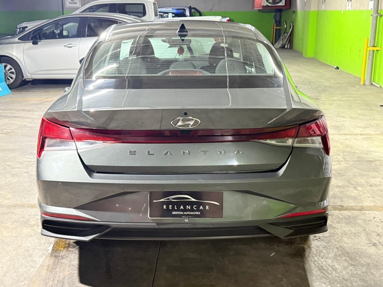 Hyundai ELANTRA CN7 1.6 MT PLUS Unico Dueño - Excelente estado 2022 - Foto 4 de 10