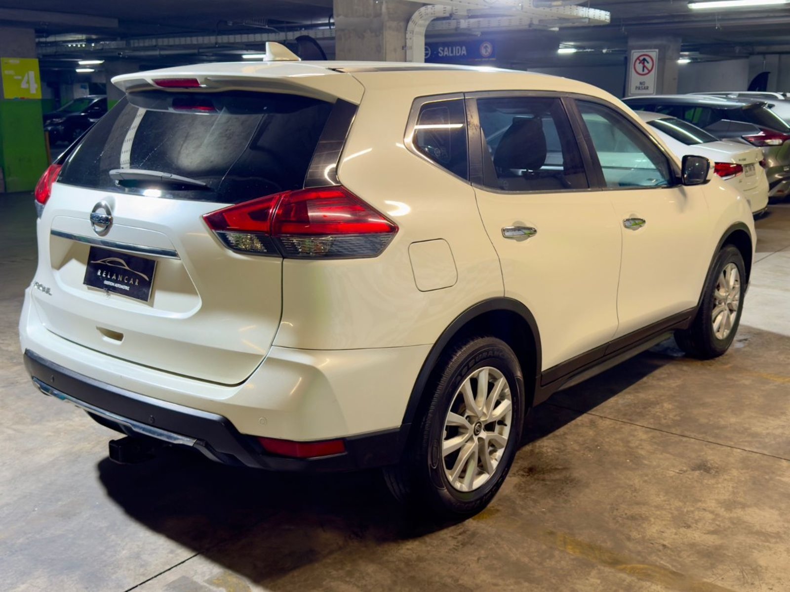 NISSAN X-TRAIL SENSE 2.5 CVT 2ROW Unico Dueño 2020 - Foto 5 de 10
