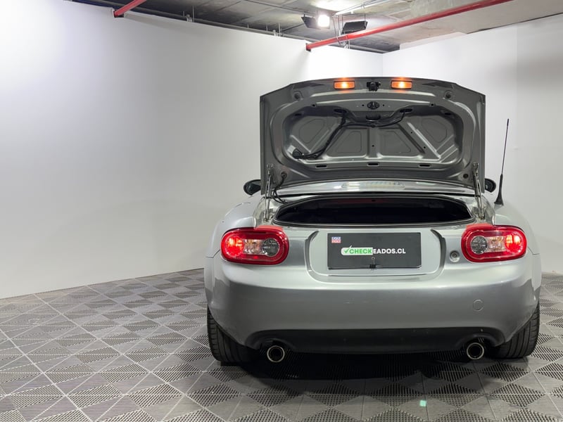 Mazda MX-5 2011 - Imagen 9 de 15