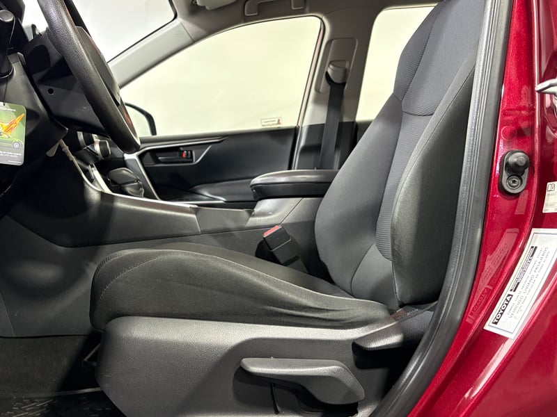 Toyota RAV4 2020 - Imagen 10 de 15