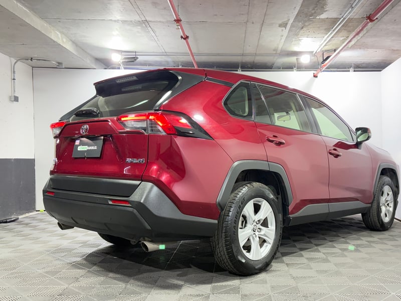 Toyota RAV4 2020 - Imagen 7 de 15