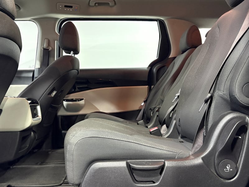 Kia CARNIVAL 2024 - Imagen 11 de 15