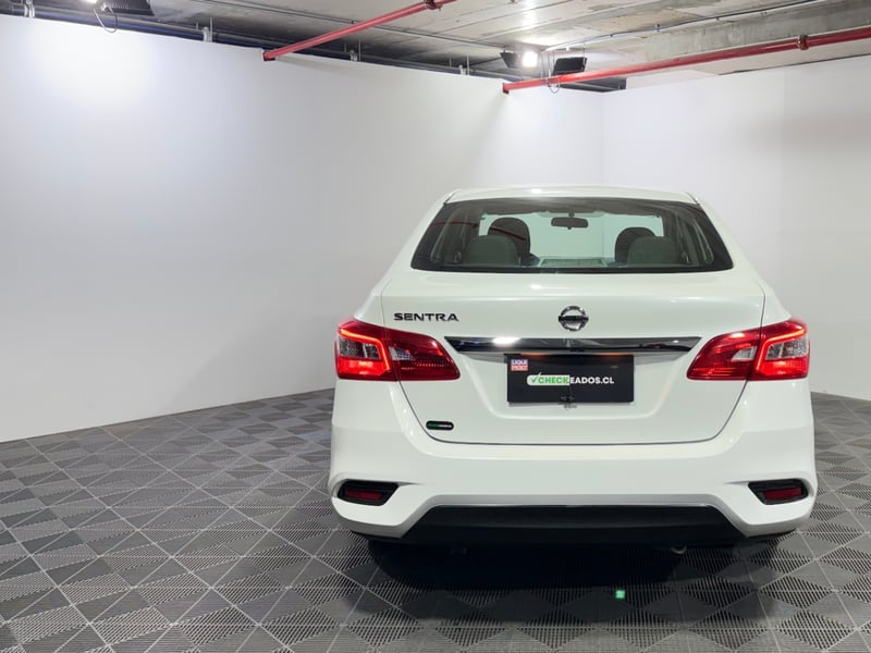 Nissan SENTRA 2019 - Imagen 8 de 15