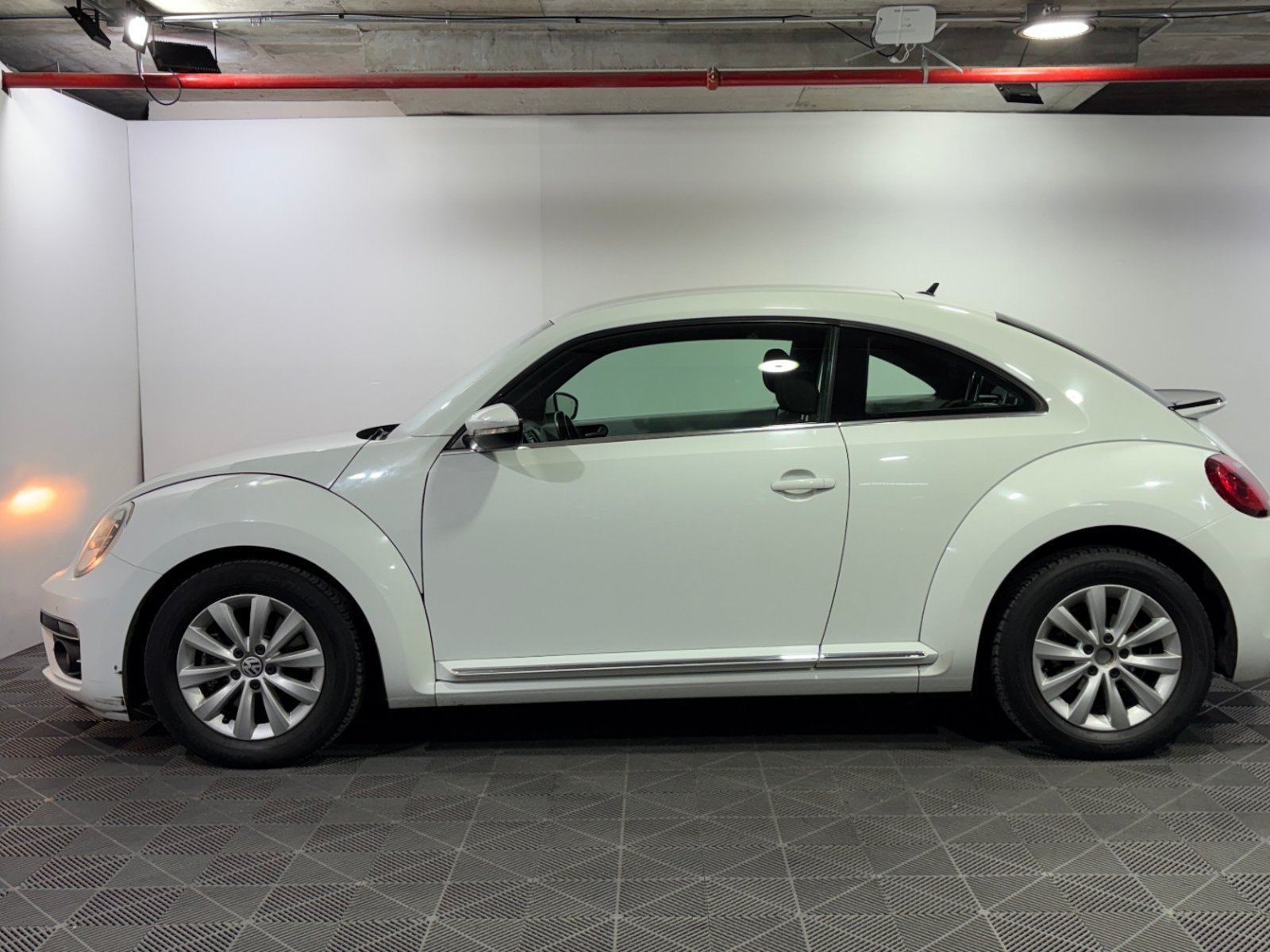 Volkswagen BEETLE 2019 - Foto 4 de 15