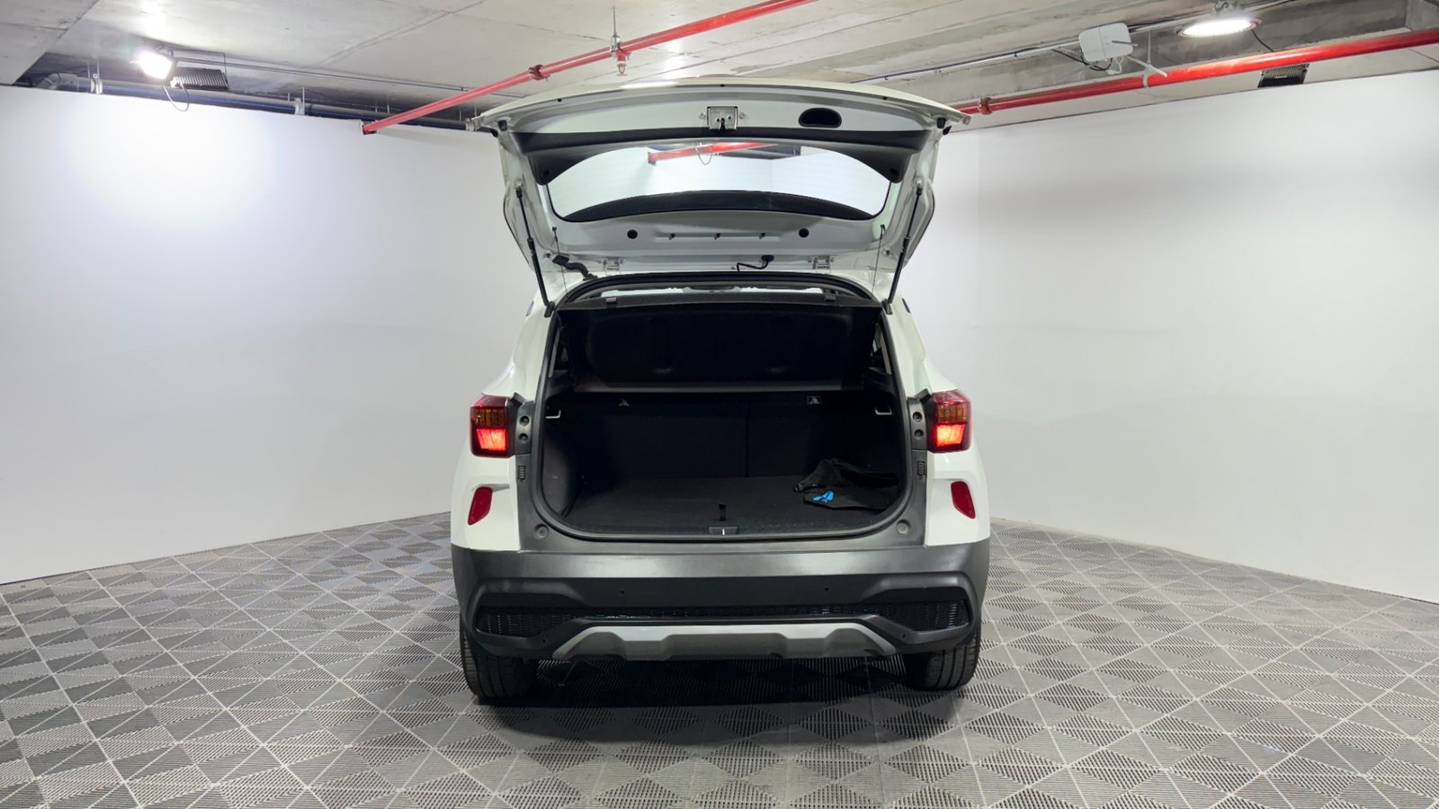 Kia SELTOS 2021 - Imagen 9 de 15