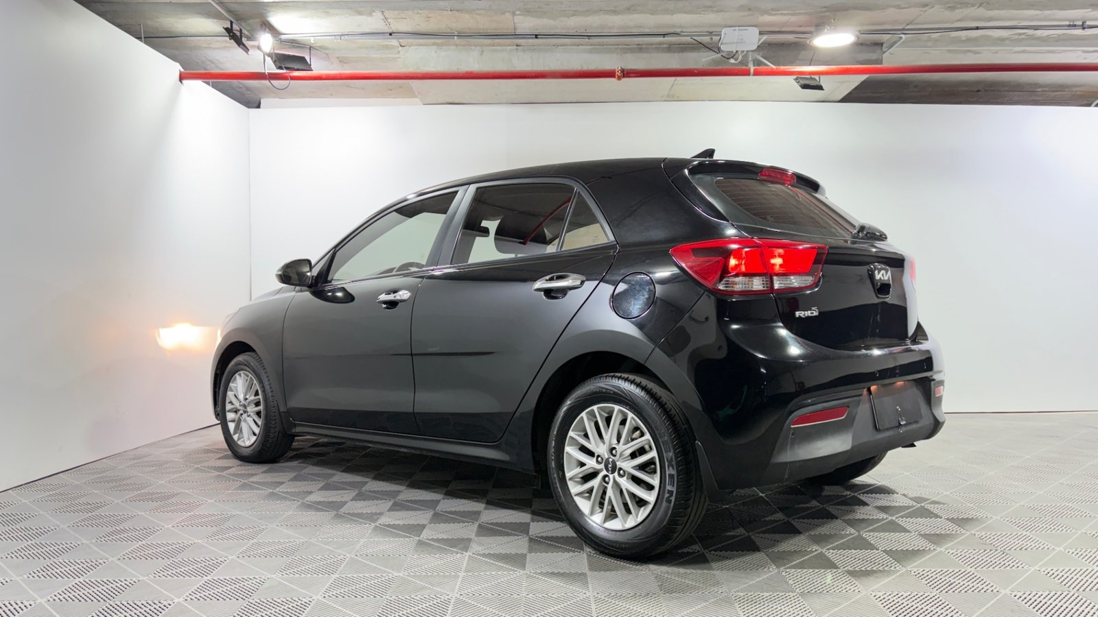 Kia RIO 5 2023 - Imagen 5 de 15