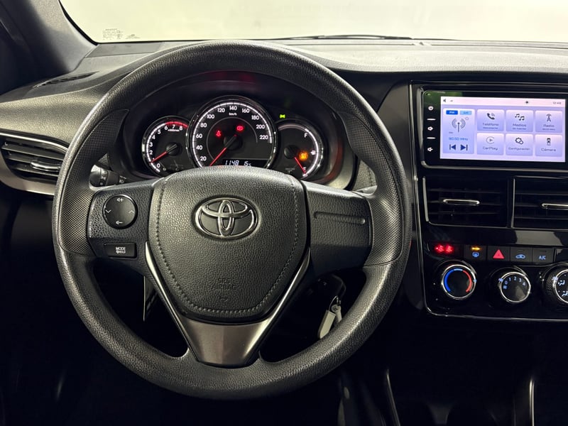 Toyota YARIS 2024 - Imagen 13 de 15