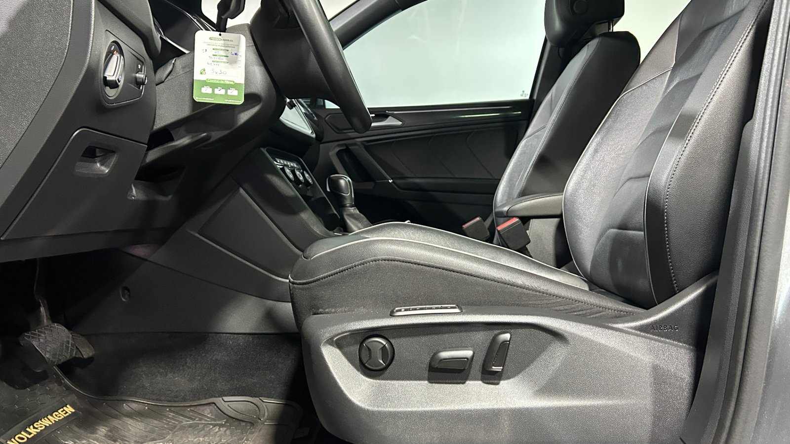 Volkswagen TIGUAN 2020 - Imagen 10 de 15