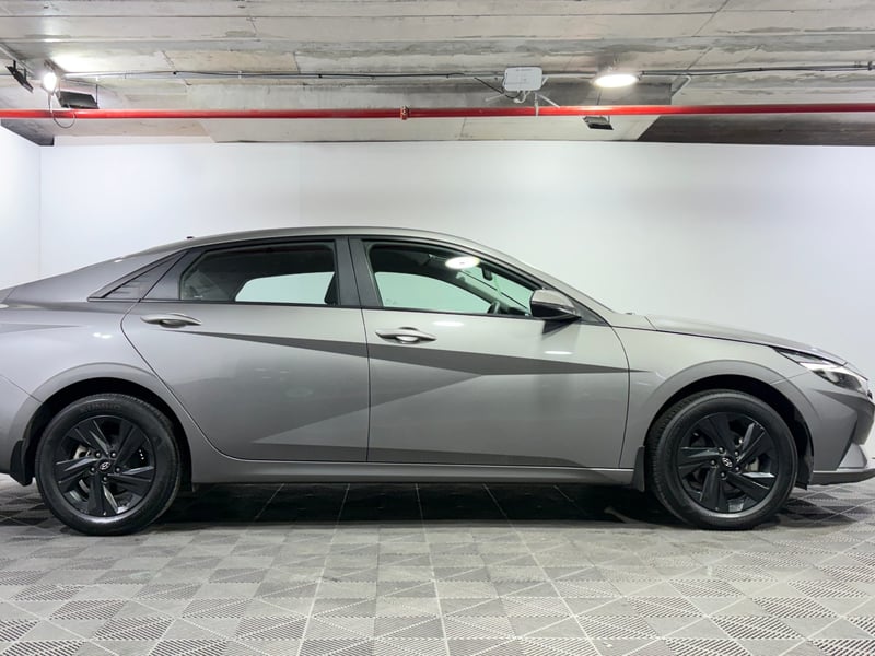 Hyundai ELANTRA 2024 - Imagen 6 de 15
