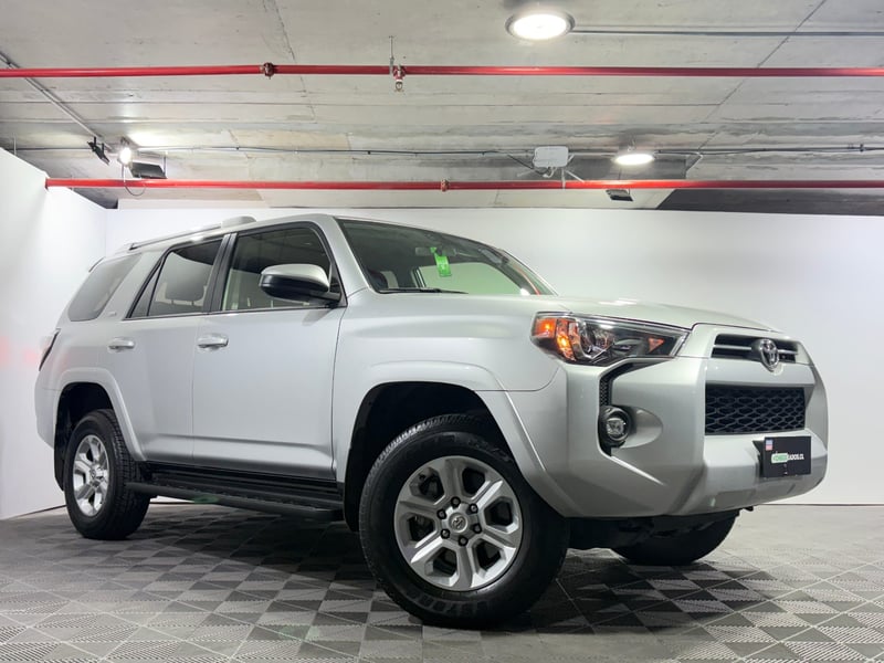 Toyota 4RUNNER 2024