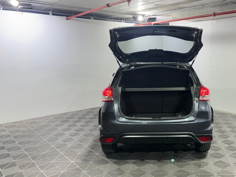 Toyota YARIS 2024 - Imagen 9 de 15