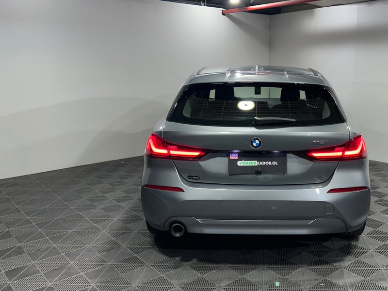 BMW 118 2023 - Imagen 8 de 15