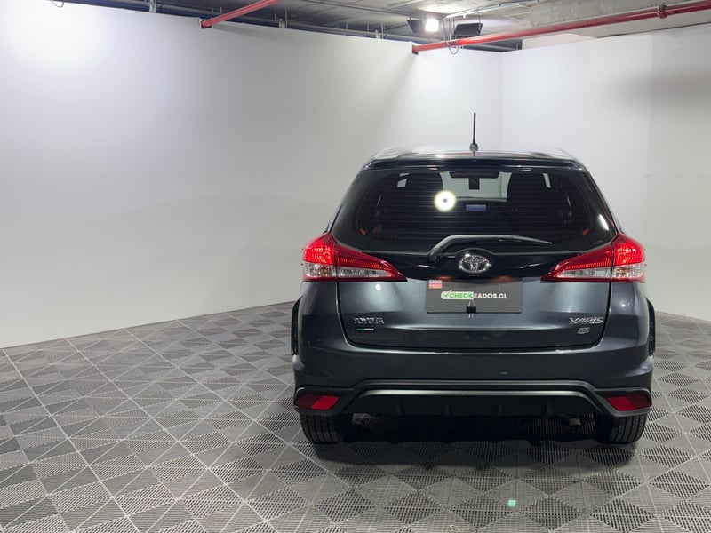 Toyota YARIS 2024 - Imagen 8 de 15
