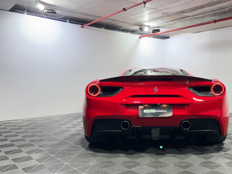 Ferrari 488 2018 - Imagen 8 de 15