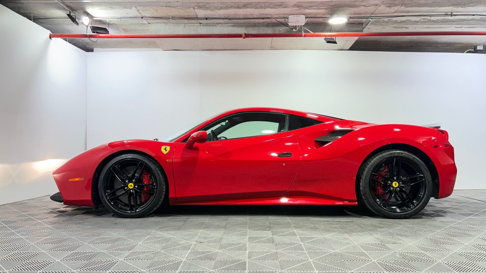 Ferrari 488 2018 - Imagen 4 de 15