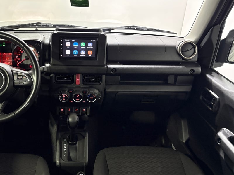 Suzuki JIMNY 2023 - Imagen 12 de 15