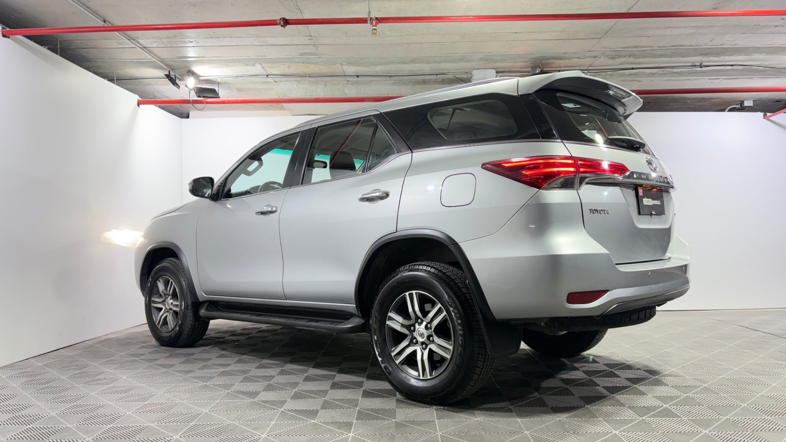 Toyota FORTUNER 2019 - Imagen 5 de 15