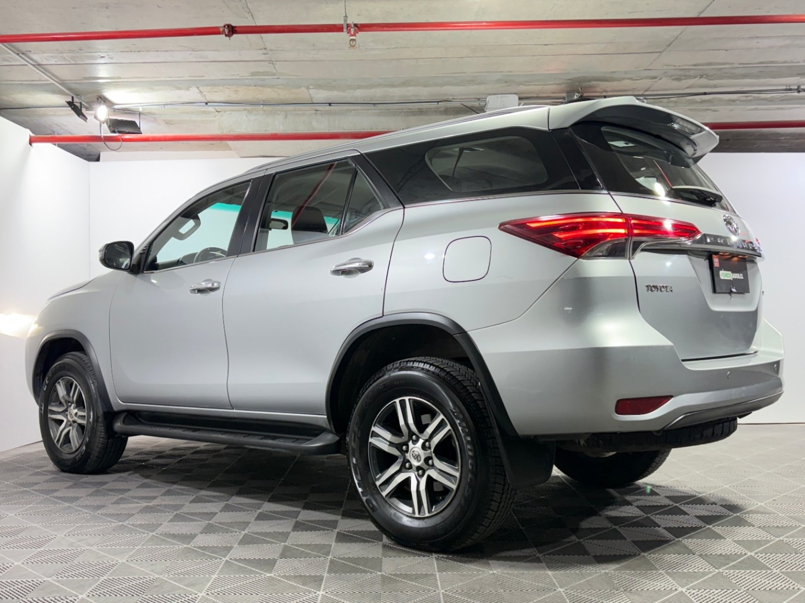 Toyota FORTUNER 2019 - Foto 5 de 15