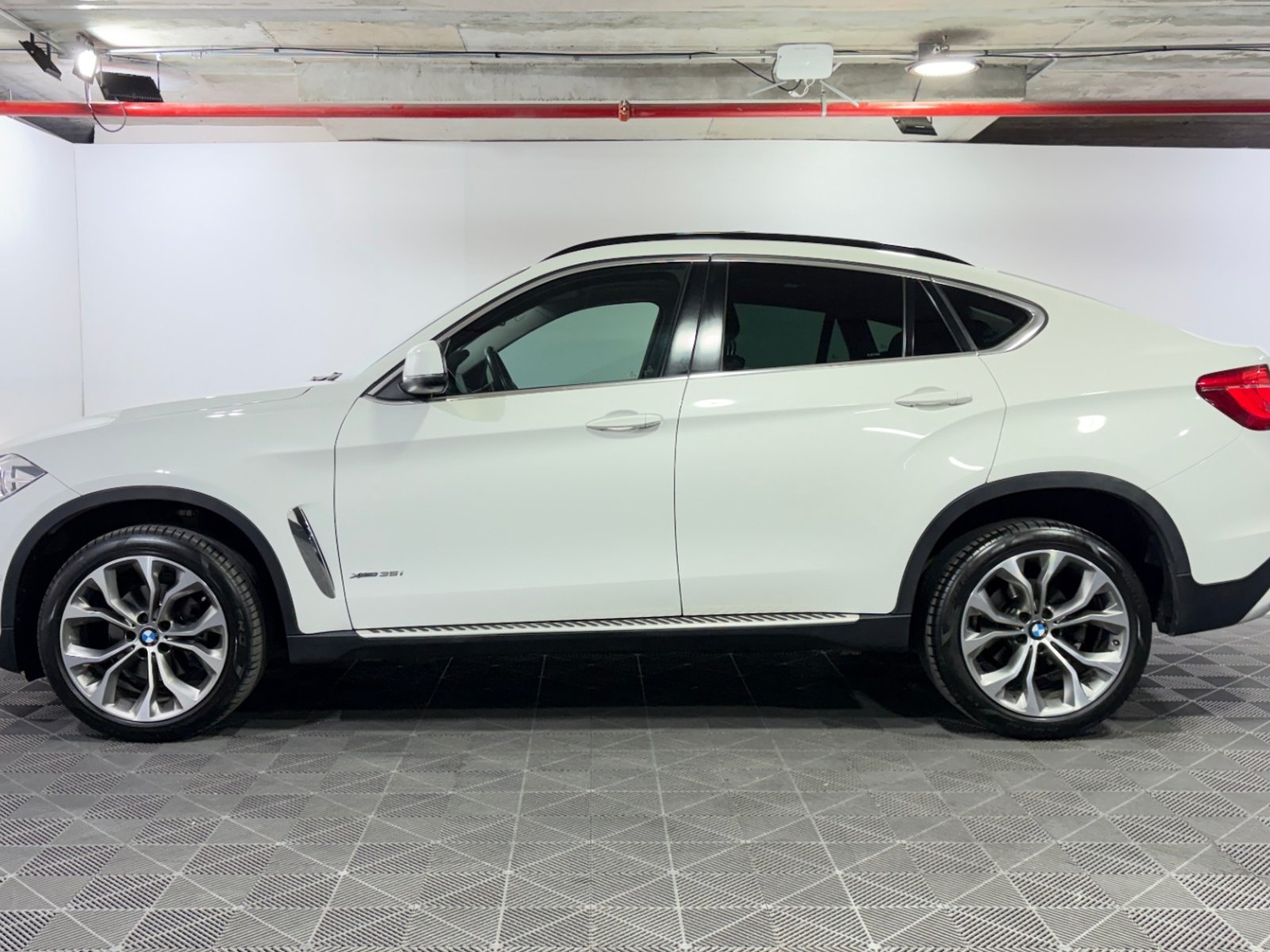 BMW X6 2018 - Foto 4 de 15