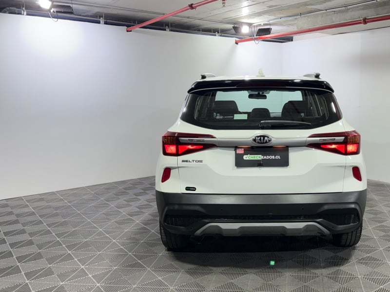 Kia SELTOS 2021 - Imagen 8 de 15