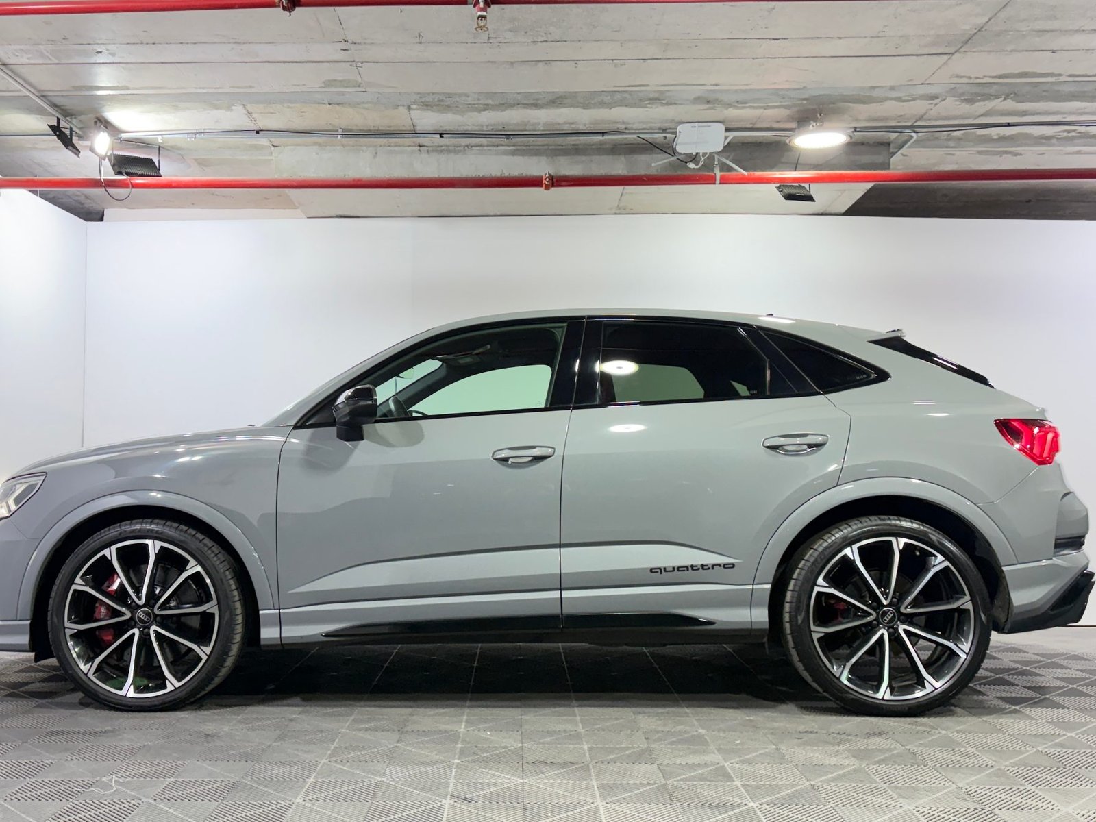 Audi RSQ3 2022 - Foto 4 de 15