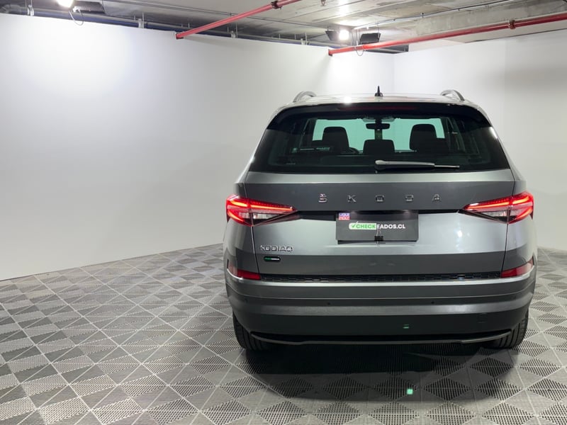 Skoda KODIAQ 2023 - Imagen 8 de 15