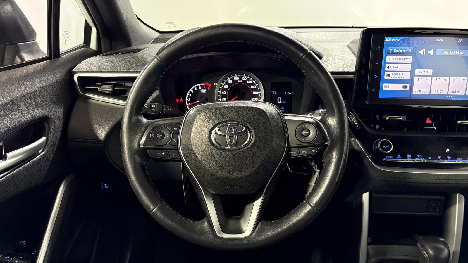 Toyota COROLLA 2024 - Imagen 13 de 15