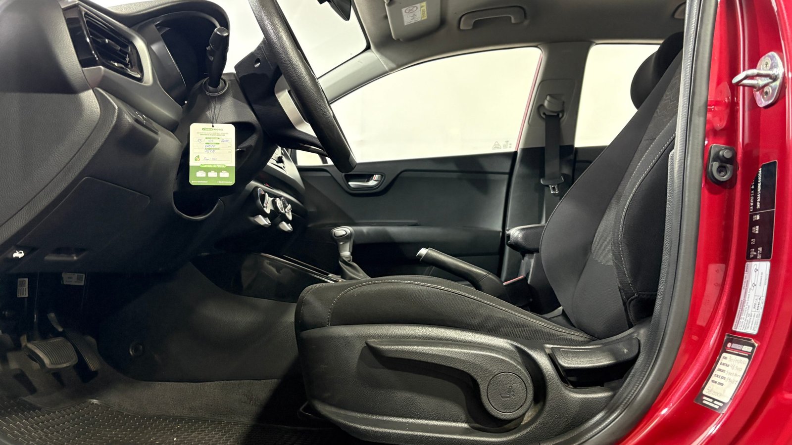 Kia RIO 4 2022 - Imagen 10 de 15