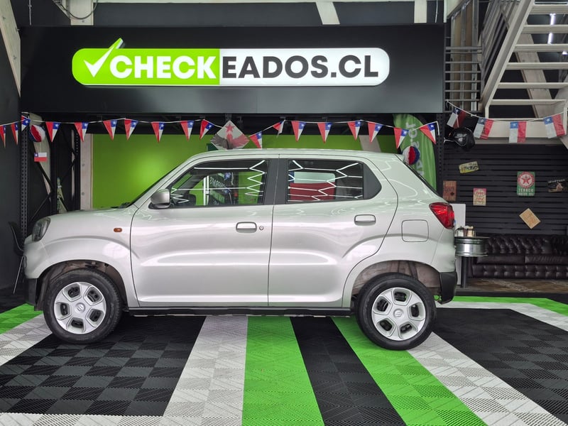 Suzuki S-PRESSO 2021 - Imagen 4 de 15