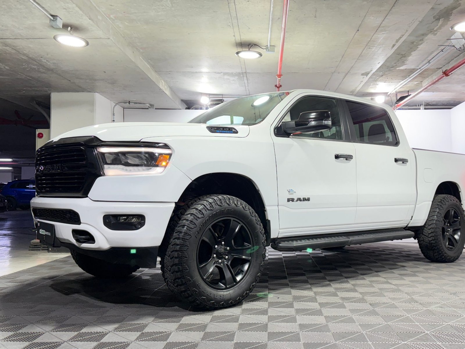 RAM 1500 2023 - Foto 3 de 15