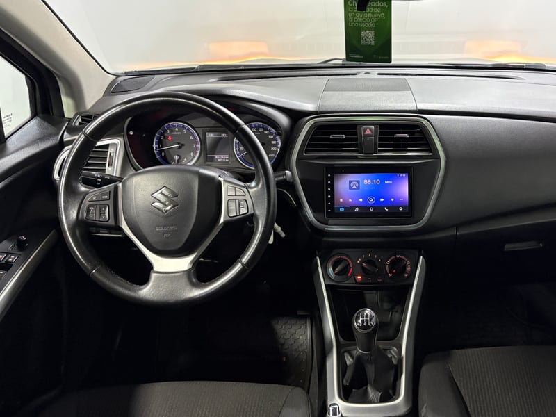 Suzuki S-CROSS 2021 - Imagen 12 de 15