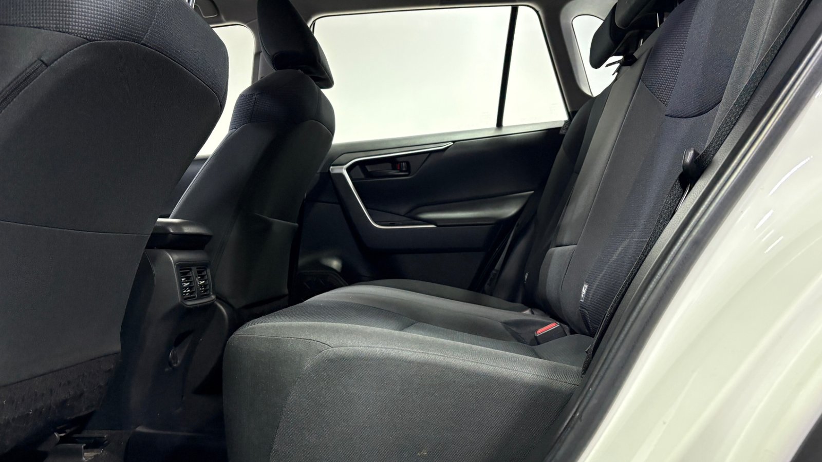 Toyota RAV4 2023 - Imagen 11 de 15
