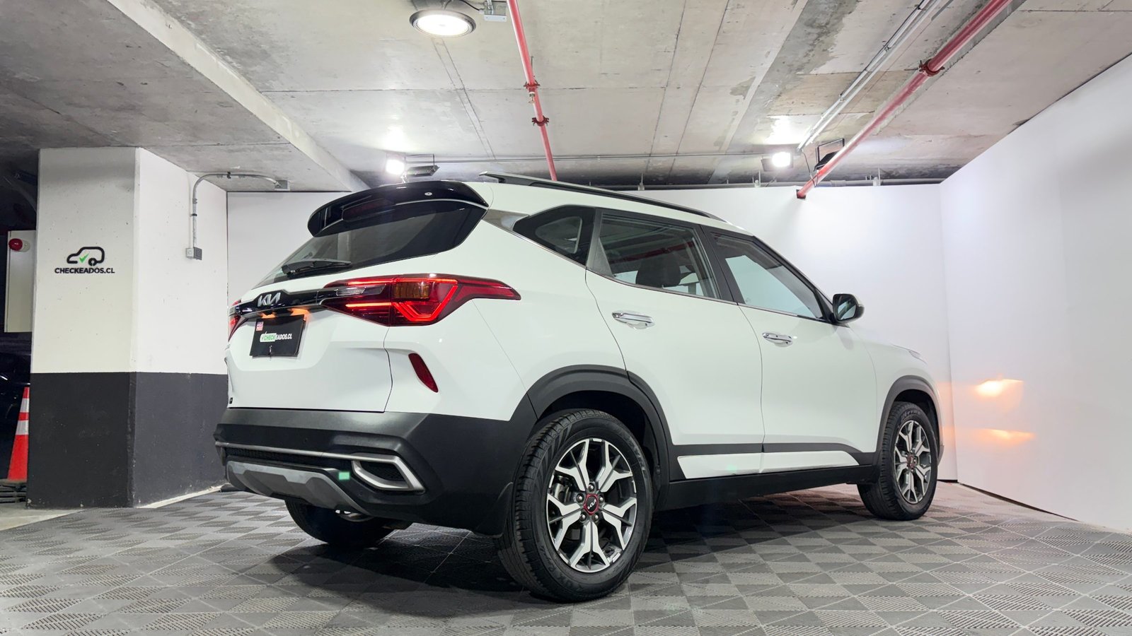 Kia SELTOS 2023 - Imagen 7 de 15