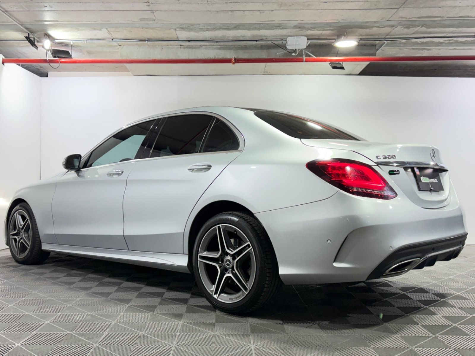 Mercedes-Benz C300 2019 - Foto 5 de 15