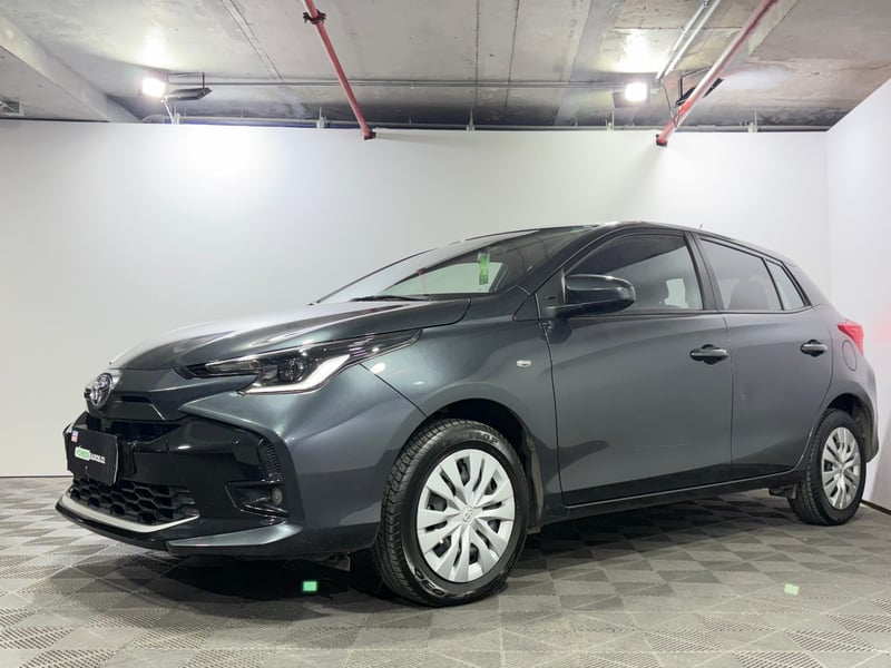 Toyota YARIS 2024 - Imagen 3 de 15