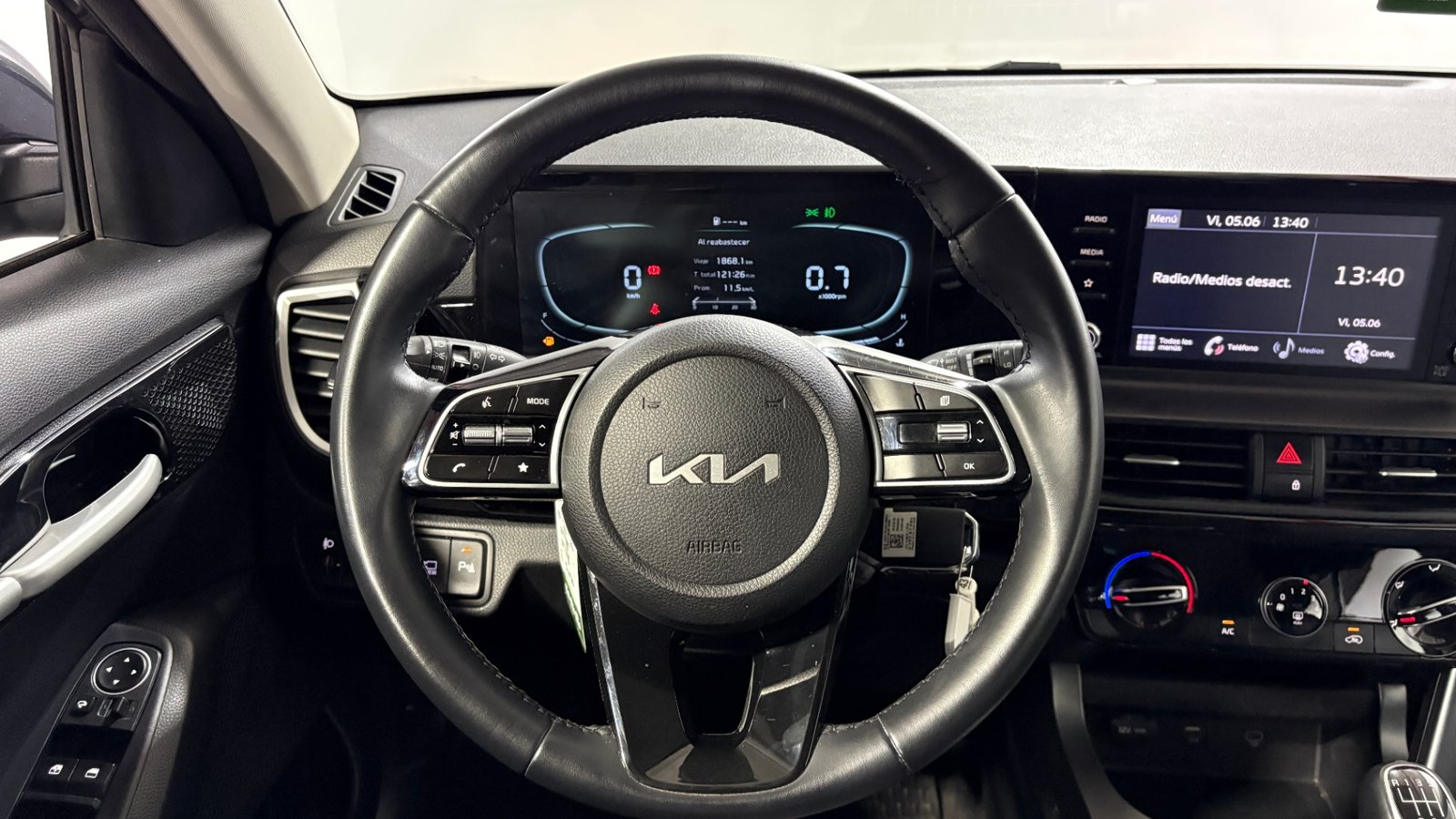Kia SELTOS 2025 - Imagen 13 de 15
