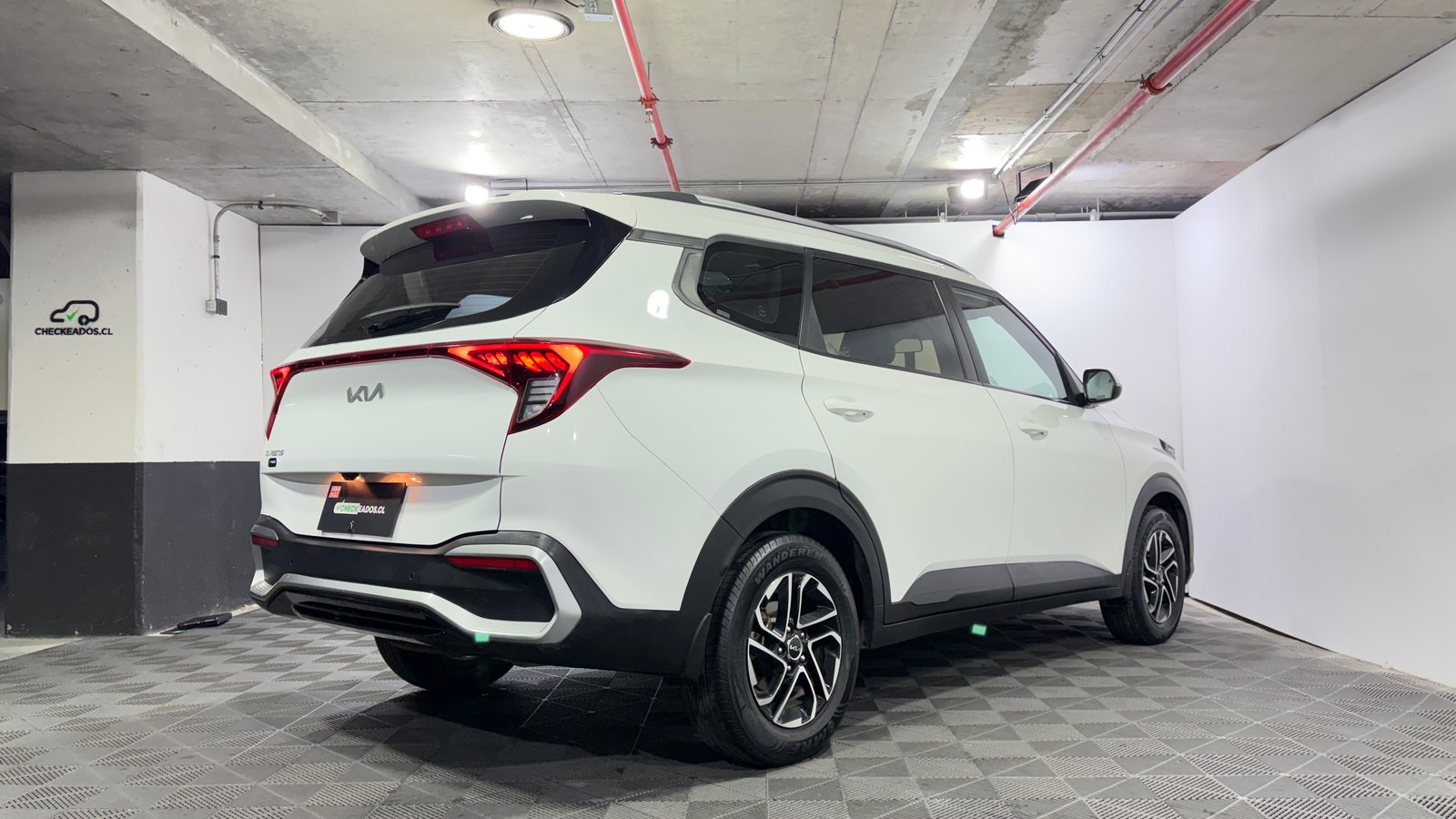 Kia CARENS 2023 - Imagen 7 de 15