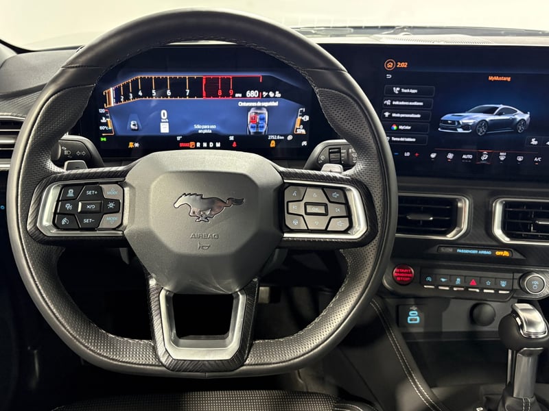 Ford MUSTANG 2025 - Imagen 13 de 15