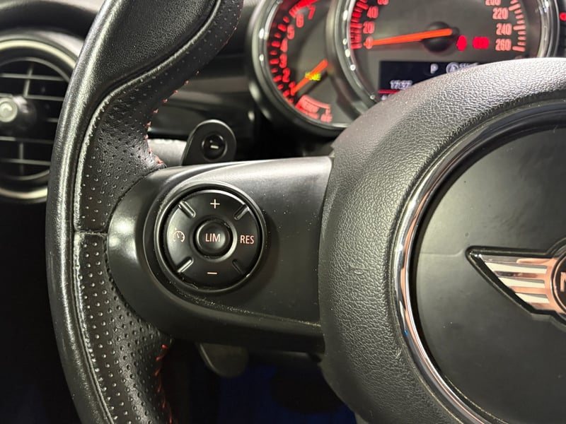 Mini COOPER S 2015 - Imagen 14 de 15