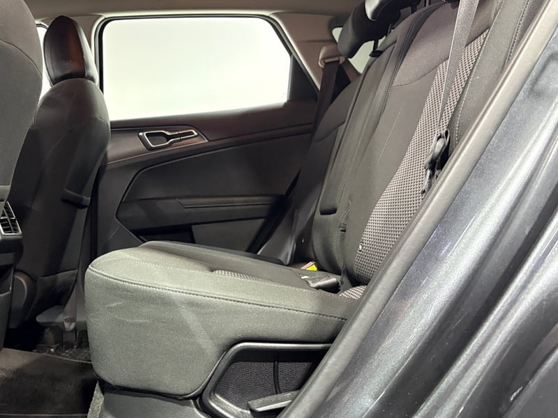 Kia SPORTAGE 2024 - Imagen 11 de 15