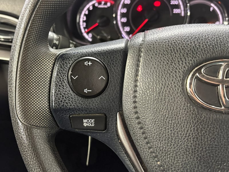 Toyota YARIS 2024 - Imagen 14 de 15
