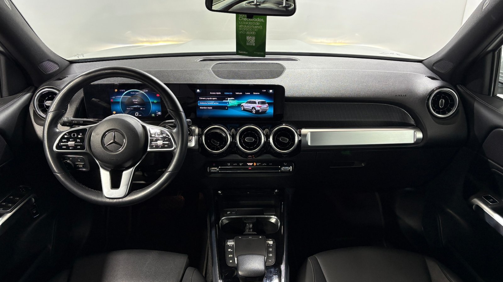 Mercedes-Benz GLB200 2023 - Imagen 12 de 15
