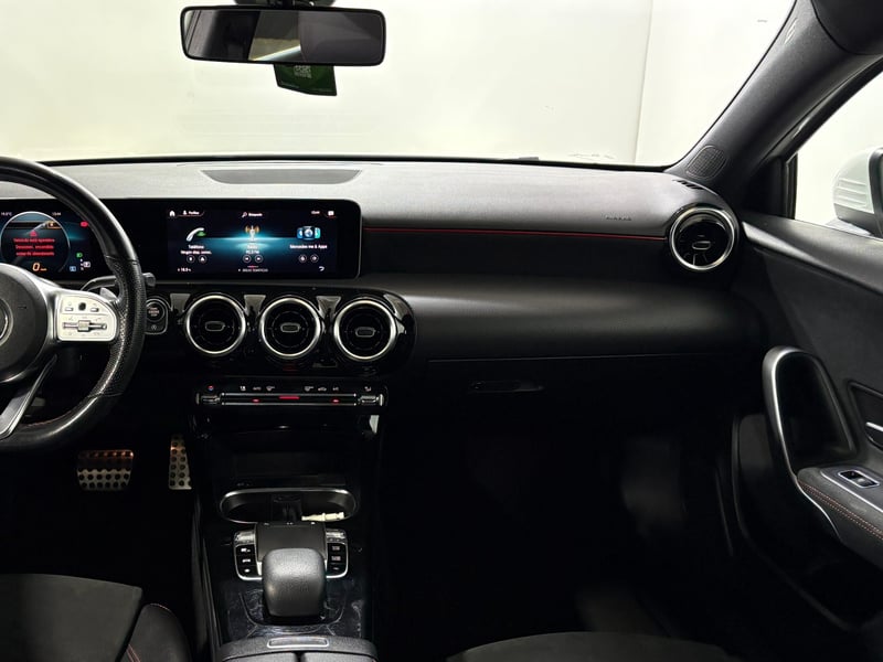 Mercedes-Benz A200 2020 - Imagen 12 de 15