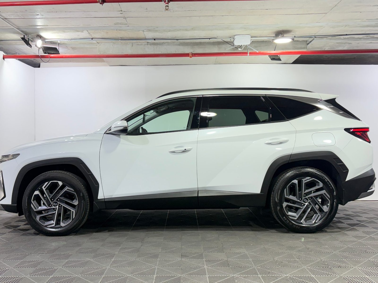 Hyundai TUCSON 2025 - Foto 4 de 15